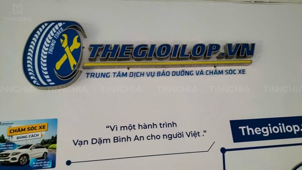 BIỂN QUẢNG CÁO TRUNG TÂM CHĂM SÓC XE BÌNH DƯƠNG