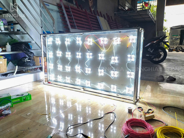 Hộp đèn LED module 4 bóng cho trạm sạc Vinfast Thủ Dầu Một