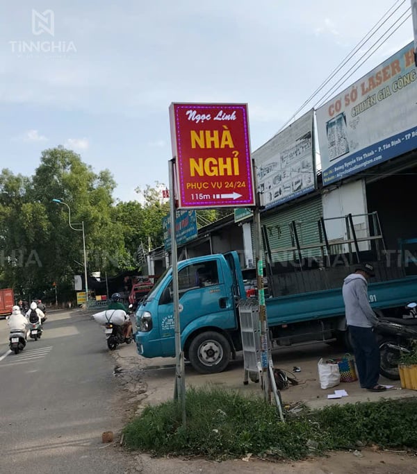 HỘP ĐÈN LED VẪY BÌNH DƯƠNG | Biển Vẫy Thu Hút Khách Phù Hợp Kinh Doanh