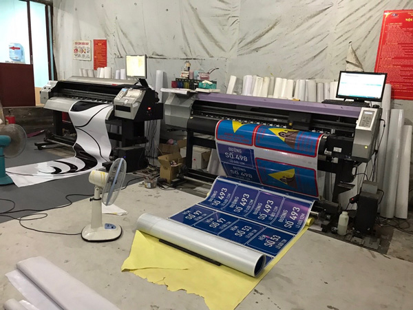 IN DECAL QUẢNG CÁO BÌNH DƯƠNG