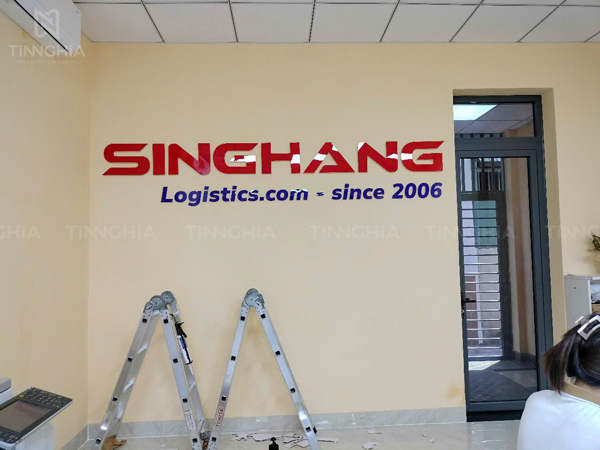 Làm bảng hiệu chữ nổi trong nhà văn phòng Bình Dương
