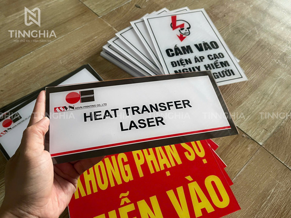 BẢNG HIỆU MICA BẾN CÁT