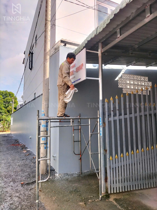 Làm Biển Hiệu Alu Bình Dương