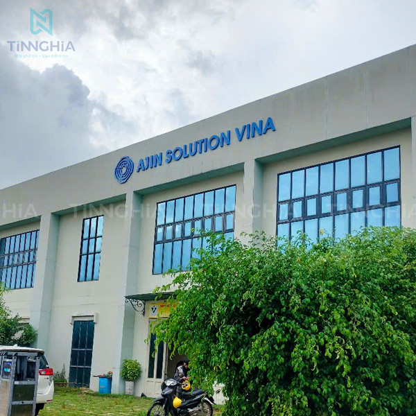 Thi công bảng hiệu nhà xưởng chữ nổi mica Bình Dương