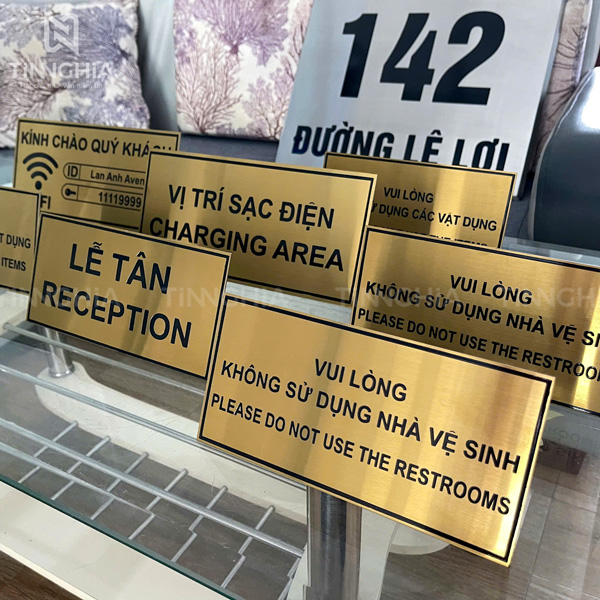 Bảng Inox Bình Dương