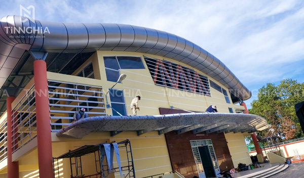 ỐP ALU MÁI ĐÓN BÌNH DƯƠNG