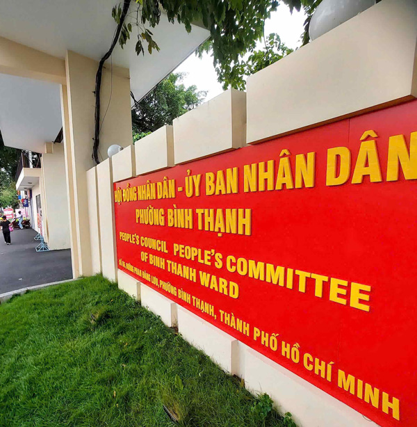 THAY BẢNG HIỆU TRỤ SỞ TPHCM THEO PHƯỜNG XÃ MỚI