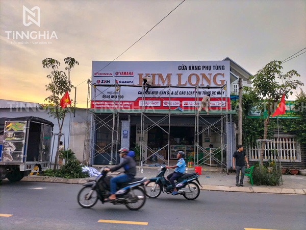 THI CÔNG QUẢNG CÁO THỦ DẦU MỘT