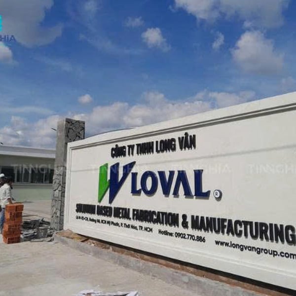 CÔNG TY QUẢNG CÁO TÍN NGHĨA - THI CÔNG BẢNG ĐÁ, CHỮ INOX