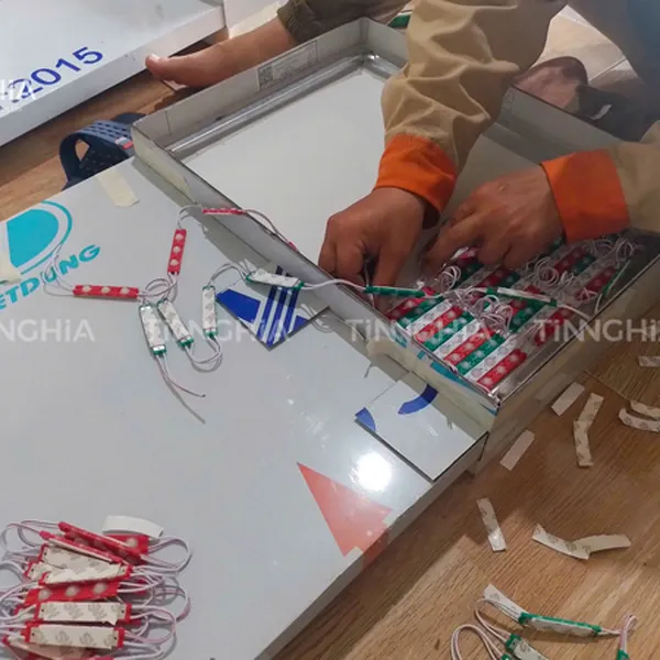 BẢNG ĐÈN LED QUẢNG CÁO BÀU BÀNG | LÀM BIỂN BÁO NHÀ XƯỞNG GẮN ĐÈN LED