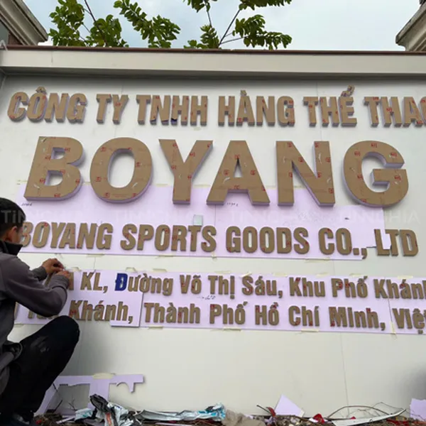 BẢNG HIỆU ỐP ALU BÀU BÀNG | Biển Alu Chữ Nổi, Alu Ốp Cổng Chào