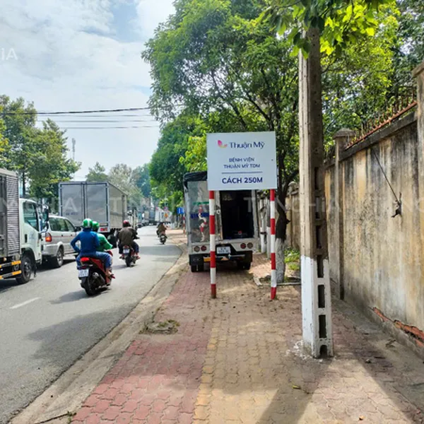 BẢNG HIỆU TÔN PHÚ GIÁO | BIỂN TÔN DECAL, TÔN CĂNG BẠT ĐẸP