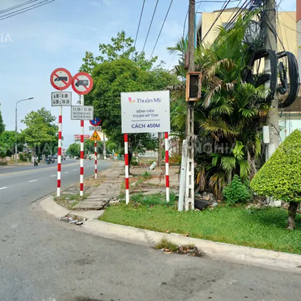 BẢNG HIỆU TÔN PHÚ GIÁO | BIỂN TÔN DECAL, TÔN CĂNG BẠT ĐẸP