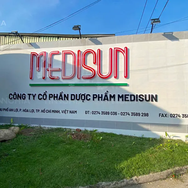 BIỂN QUẢNG CÁO CHỮ MICA TPHCM