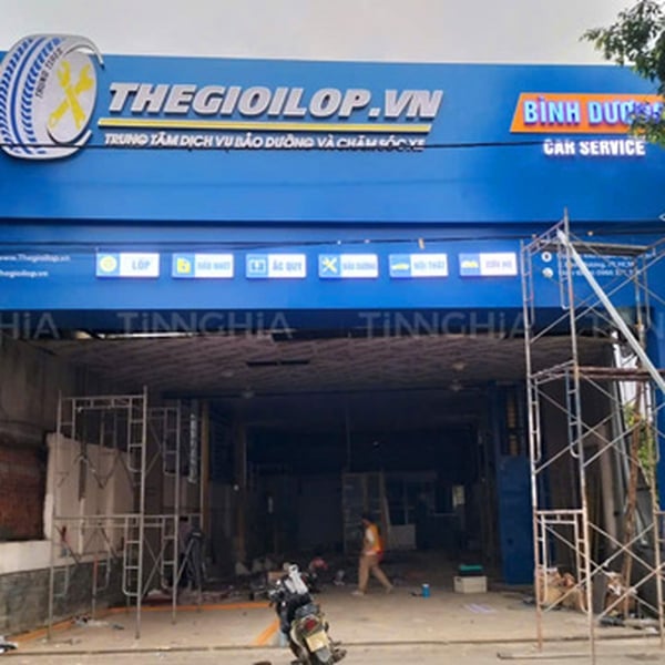BIỂN QUẢNG CÁO TRUNG TÂM CHĂM SÓC XE BÌNH DƯƠNG - THẾ GIỚI LỐP