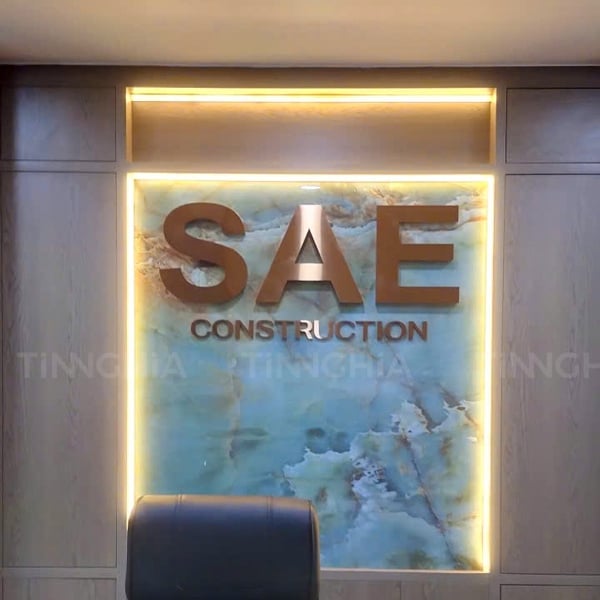 CHỮ NỔI INOX HỒNG XƯỚC SANG TRỌNG CHO DOANH NGHIỆP | OBC TOWER