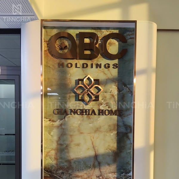 CHỮ NỔI INOX HỒNG XƯỚC SANG TRỌNG CHO DOANH NGHIỆP | OBC TOWER