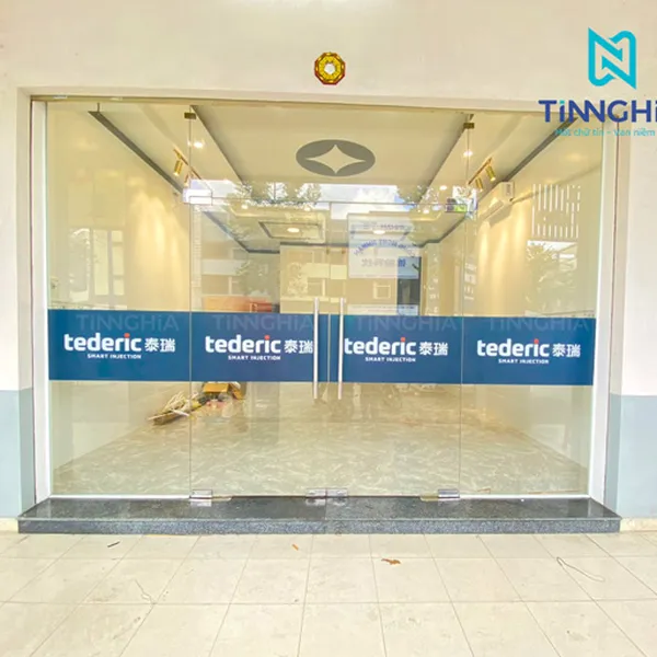 DECAL DÁN KÍNH BÀU BÀNG | DECAL DÁN KÍNH IN HÌNH THEO YÊU CẦU