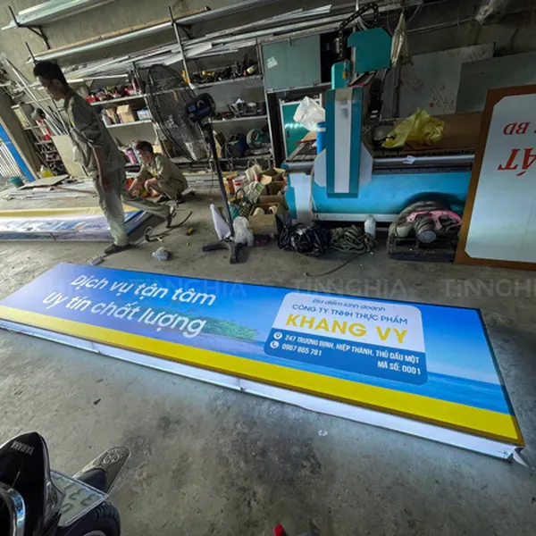 HỘP ĐÈN CĂNG BẠT DĨ AN | GIA CÔNG BIỂN HỘP ĐÈN LED