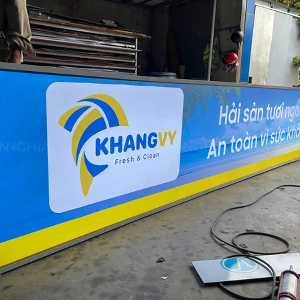 HỘP ĐÈN CĂNG BẠT DĨ AN | GIA CÔNG BIỂN HỘP ĐÈN LED