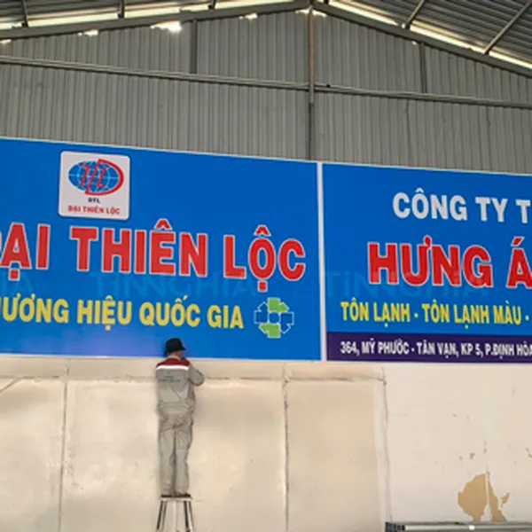 BẢNG HIỆU KHUNG SẮT CĂNG BẠT BÌNH DƯƠNG | IN BẠT HIFLEX BẠT 3M LOẠI TỐT - LOẠI THƯỜNG