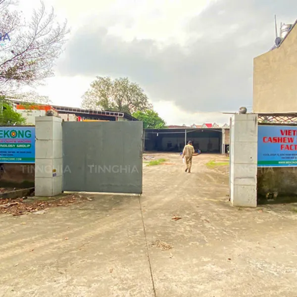 LÀM BẢNG HIỆU CÔNG TY GIÁ RẺ | BẢNG HIỆU DÁN DECAL BÌNH DƯƠNG