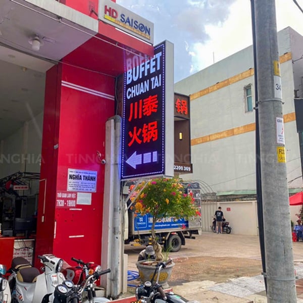 LÀM BẢNG HIỆU HỘP ĐÈN TPHCM NHÀ HÀNG BUFFET