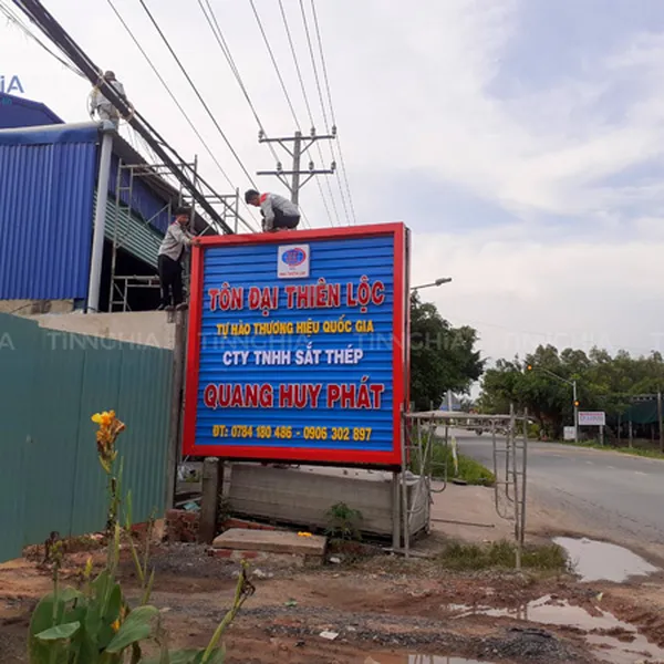LÀM BẢNG QUẢNG CÁO BẰNG TÔN | BIỂN TÔN SÓNG, TÔN DÁN DECAL BÌNH DƯƠNG
