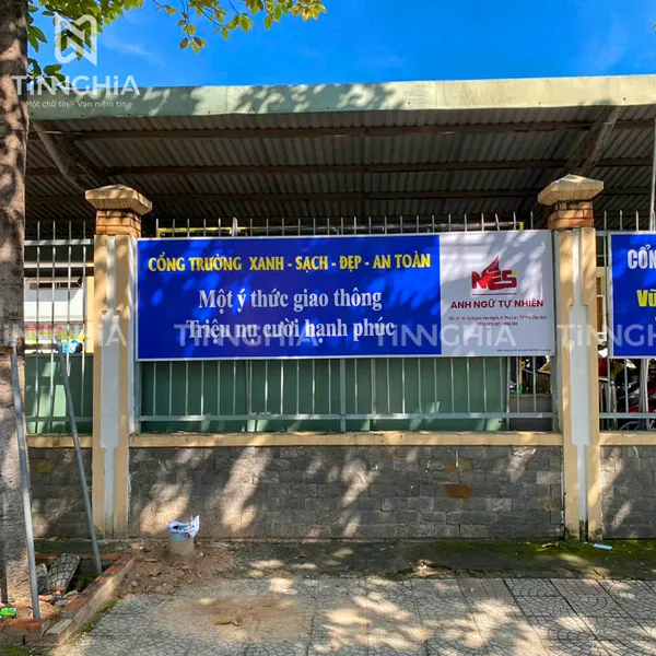 BẢNG HIỆU KHUNG SẮT CĂNG BẠT BÌNH DƯƠNG | IN BẠT HIFLEX BẠT 3M LOẠI TỐT - LOẠI THƯỜNG