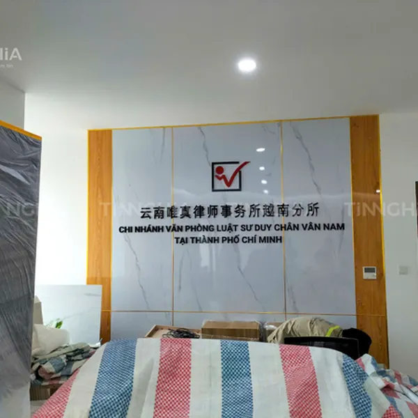 LÀM BIỂN HIỆU MICA THUẬN AN | GIA CÔNG CHỮ MICA QUẢNG CÁO