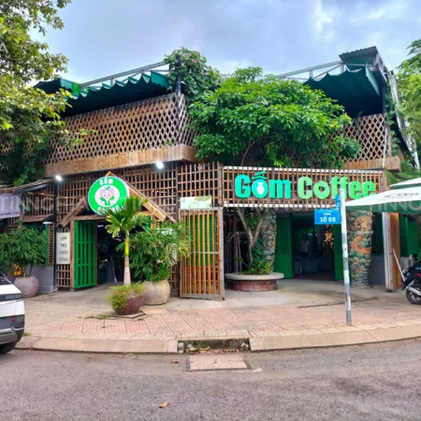 LÀM BIỂN QUẢNG CÁO QUÁN CÀ PHÊ - GỐM COFFEE