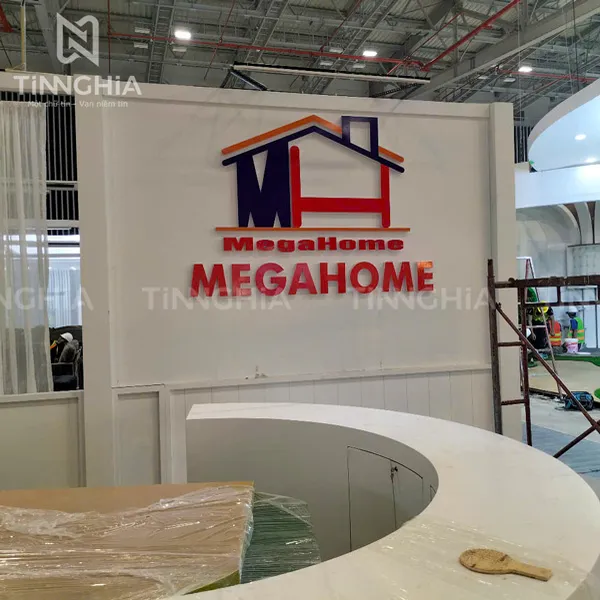 LÀM CHỮ MICA ĐÈN LED BÌNH DƯƠNG | CHUYÊN THI CÔNG BIỂN HIỆU MICA