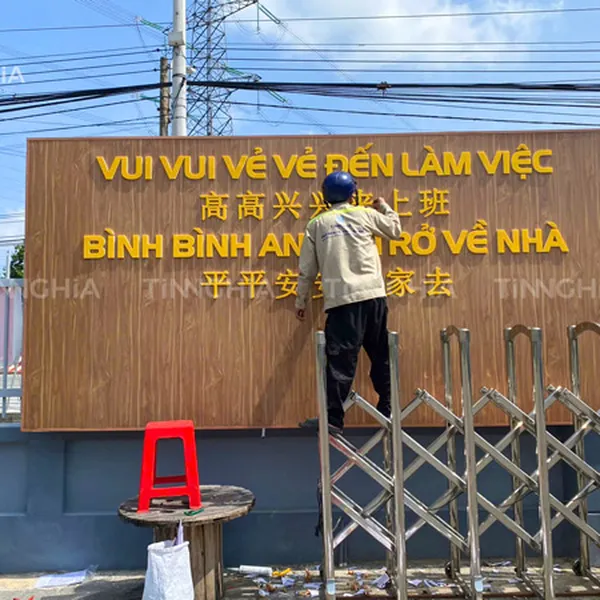LÀM CHỮ NỔI MICA THỦ DẦU MỘT | GIA CÔNG CHỮ MICA BÌNH DƯƠNG