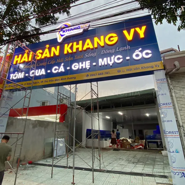 ỐP ALU BẢNG HIỆU DĨ AN | Thi Công Mặt Dựng Alu Quảng Cáo