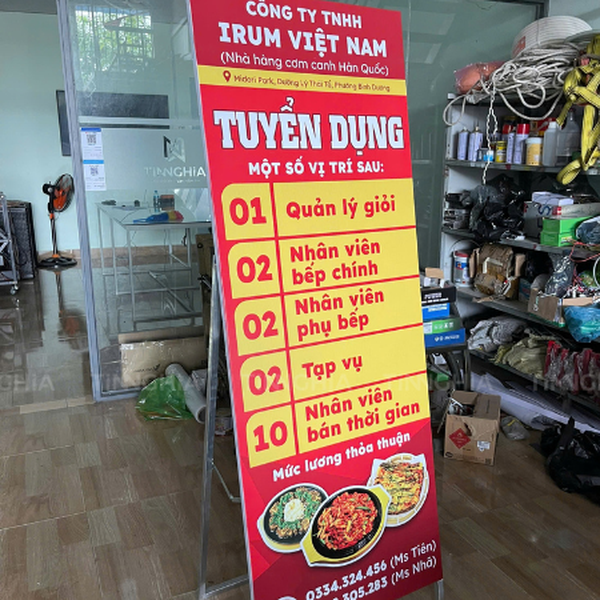 GIA CÔNG KHUNG NÂNG CHÂN ĐẾ STANDEE BẰNG SẮT