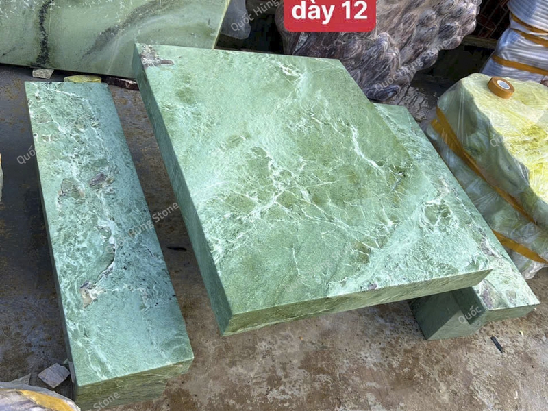 Bàn Ghế Đá Tự Nhiên Cao Cấp: Chọn Lựa Đúng Cho Nội Thất Hoàn Hảo