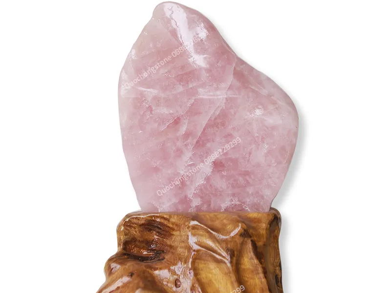 Trang Trí Phòng Với Núi Đá Thạch Anh Hồng – Khơi Gợi Cảm Hứng Và Hòa Hợp