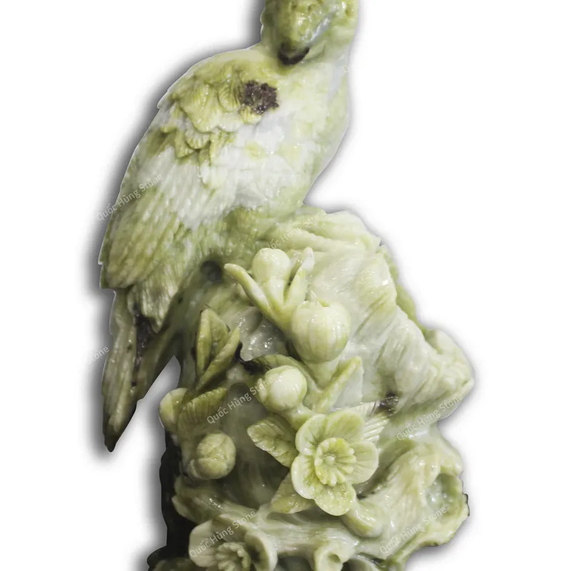 Bức Tượng Chim Vẹt Bên Cành Hoa Đào Ngọc Serpentine