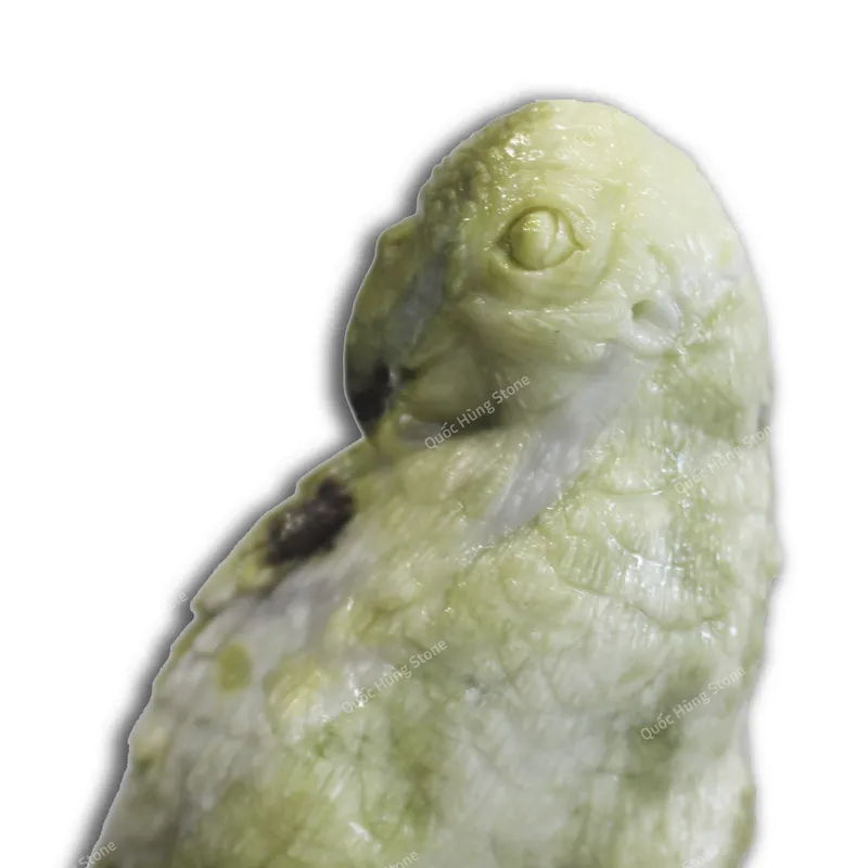 Bức Tượng Chim Vẹt Bên Cành Hoa Đào Ngọc Serpentine