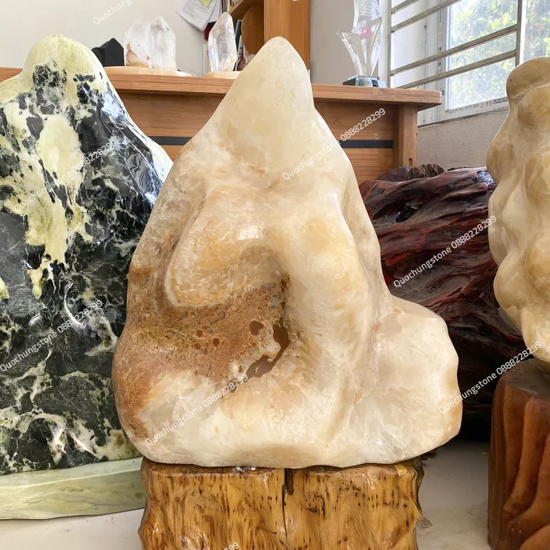 Núi Đá Canxit Vàng 115kg