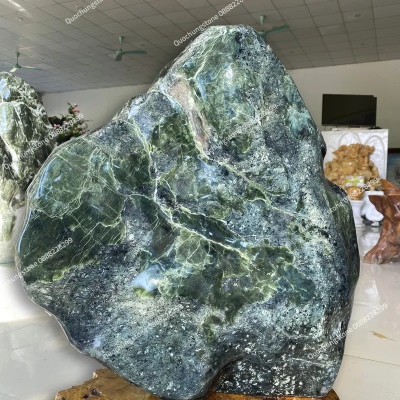 Núi Đá Serpentine Xanh 68kg