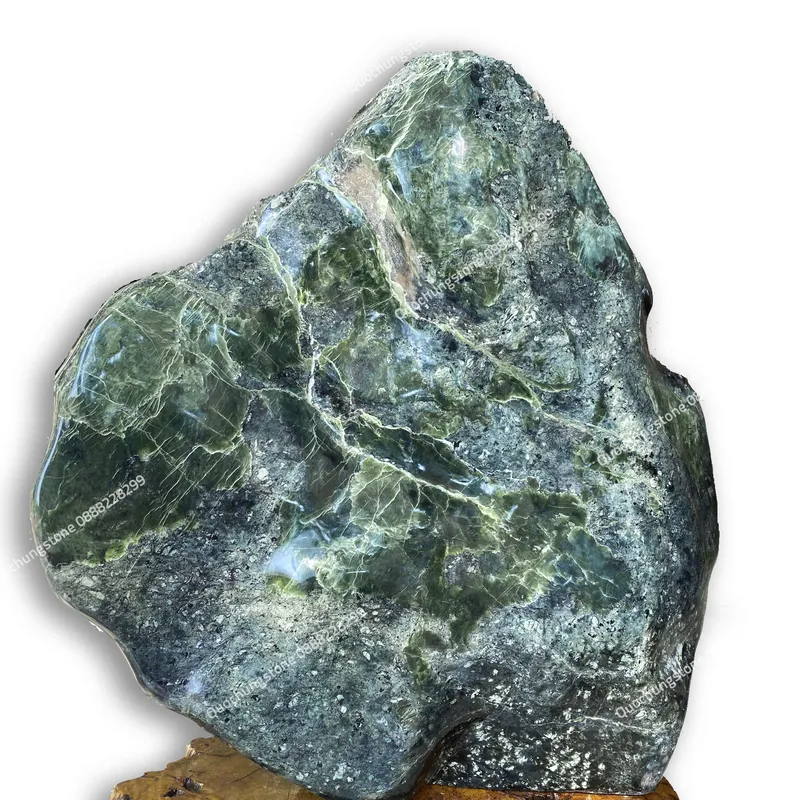 Núi Đá Serpentine Xanh 68kg