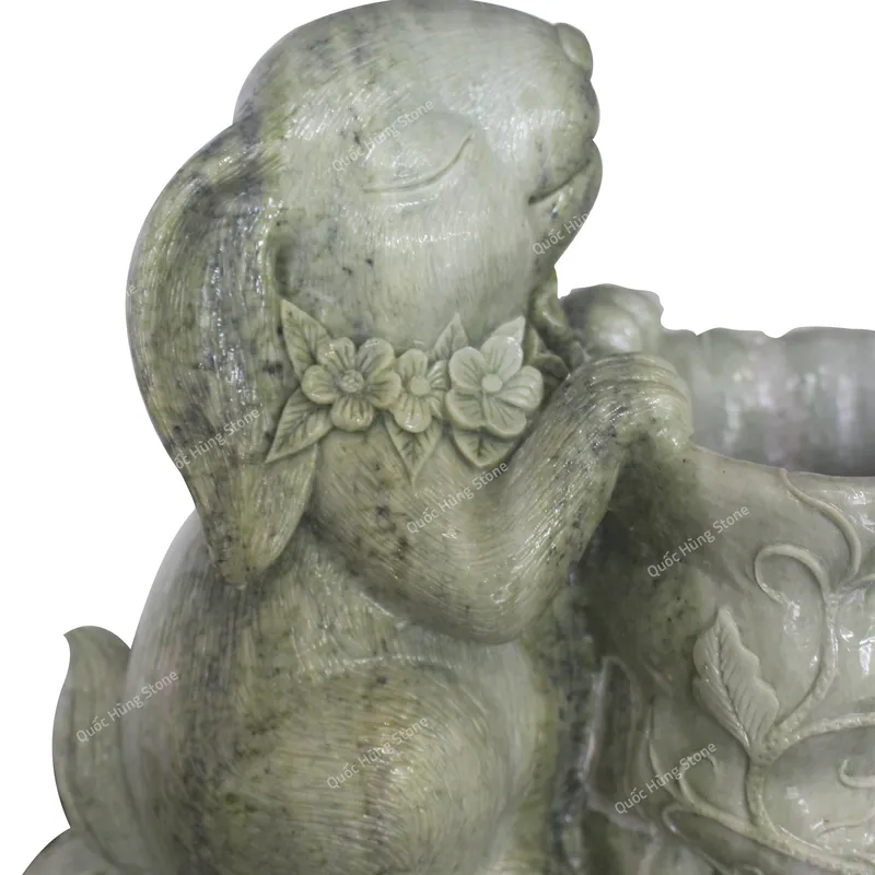 Tượng Thỏ May Mắn Đá Serpentine