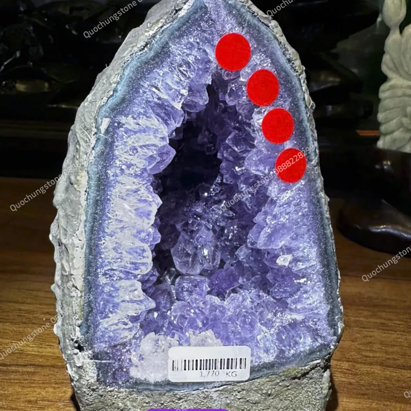 Hốc Đá Thạch Anh Tím 1.77kg –Sự Khác Biệt Giữa Hốc Đá Thạch Anh Tím Và Các Loại Đá Trang Trí Khác