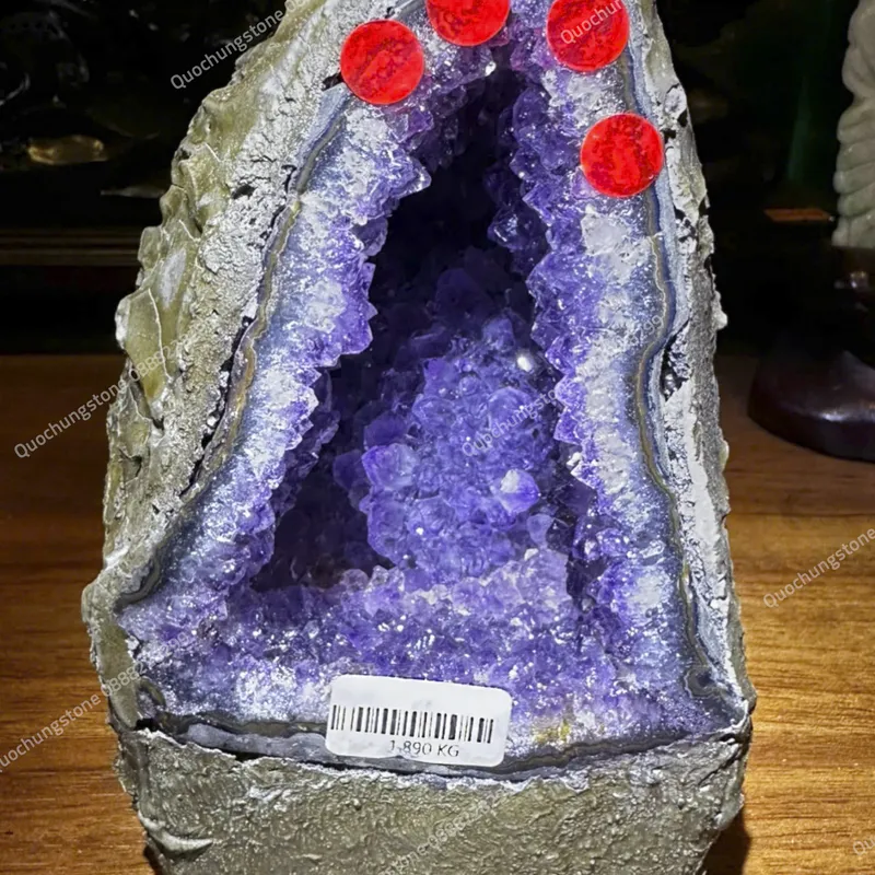 Hốc Đá Thạch Anh Tím 1.89g – Hốc Đá Thạch Anh Tím Có Giá Bao Nhiêu? 