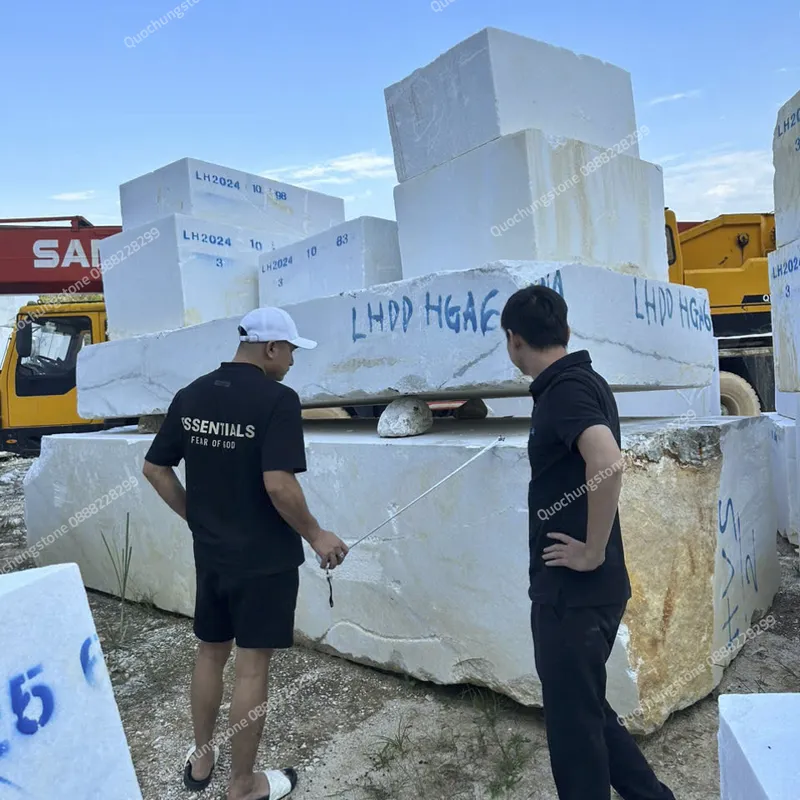 Biển Hiệu Trường Học Ngôi Sao Hoàng Mai Bằng Đá