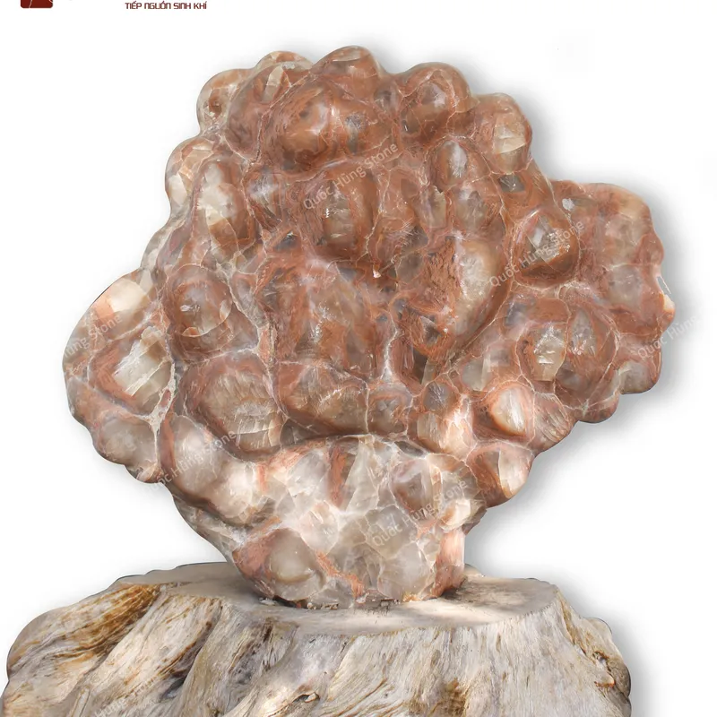 Cây Đá Trấn Trạch, Đá Canxit Đỏ