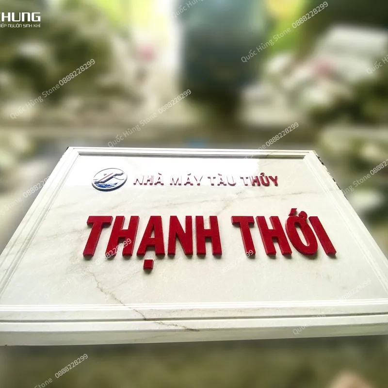 Lý Do Nên Chọn Biển Hiệu Đá Tự Nhiên Cho Doanh Nghiệp Của Bạn