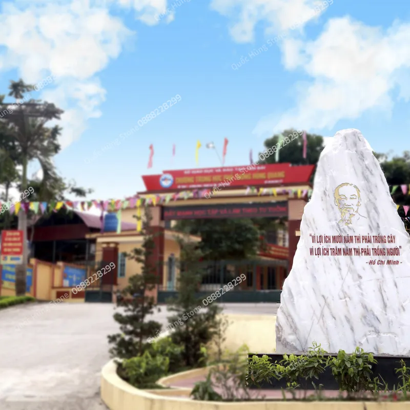 Biển Hiệu Trường Học Bằng Đá Nguyên Khối: Sự Sang Trọng và Đẳng Cấp