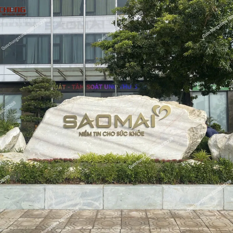 Biển Hiệu Đá Nguyên Khối – Sự Kết Hợp Giữa Thẩm Mỹ Và Chất Lượng Cho Doanh Nghiệp